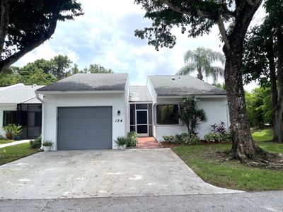 124 Sandy Lane, Royal Palm Beach, FL, 33411