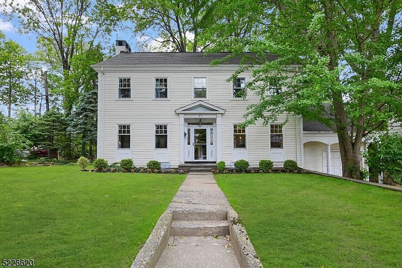 61 Virginia Ave, Clifton, NJ 07012 | Zillow