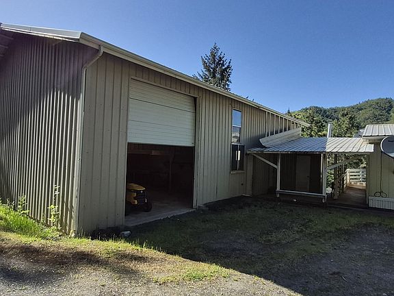 4th image of 464 Homestead Dr