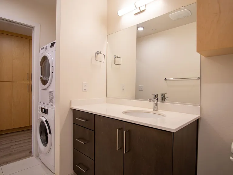6015 S Virginia Ave #208 — Photo 12