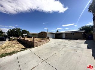 44648 Gingham Ave, Lancaster, CA 93535