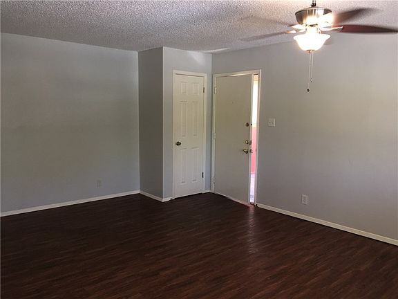 2nd image of 8909 Parkfield Dr APT 201