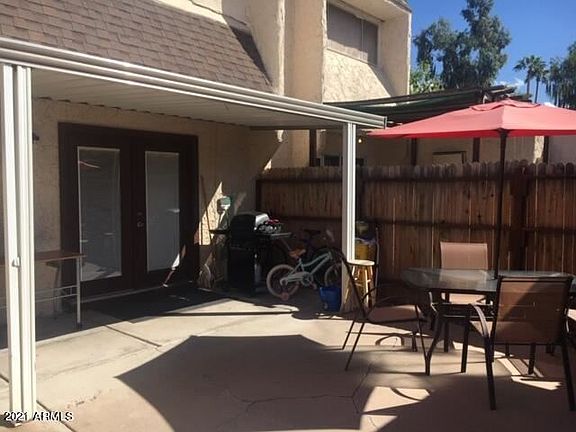 4th image of 1052 S San Jose Unit 5