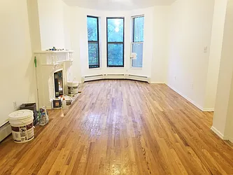 Rented by ZealEstate Group Inc