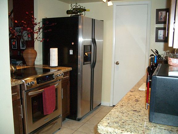 Kitchen - completly remodeled