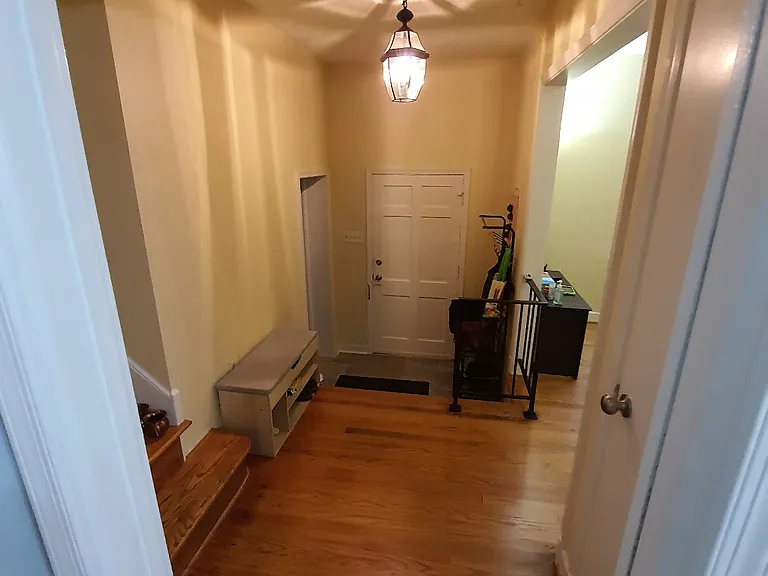 5320 Lingle Ln — Photo 3