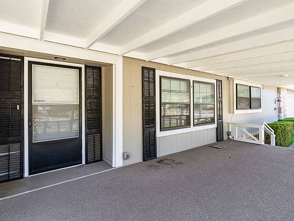 4th image of 105 Birch Dr S