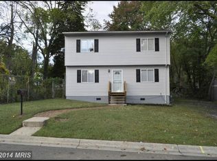 5902 Ravenswood Rd, Riverdale, MD 20737