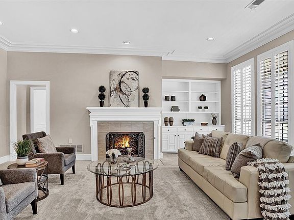 2nd image of 1312 Winding Hollow Ln