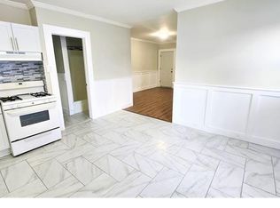 1518 Pembroke St #2A, Bridgeport, CT 06608