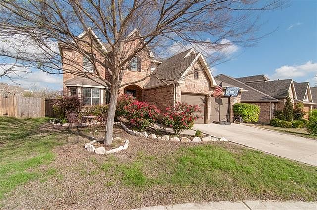 1st image of 715 Buck Dr