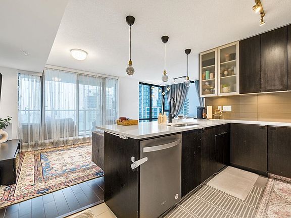 5th image of 7328 Arcola St #2503