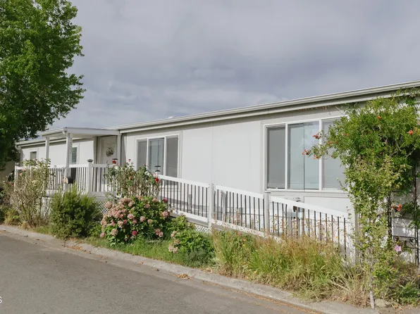 1502 Agape Way, Grants Pass, OR 97527