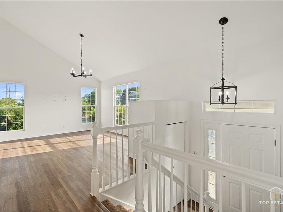 17437 Yakima Dr, Lockport, IL 60441 | MLS #12408353 | Zillow