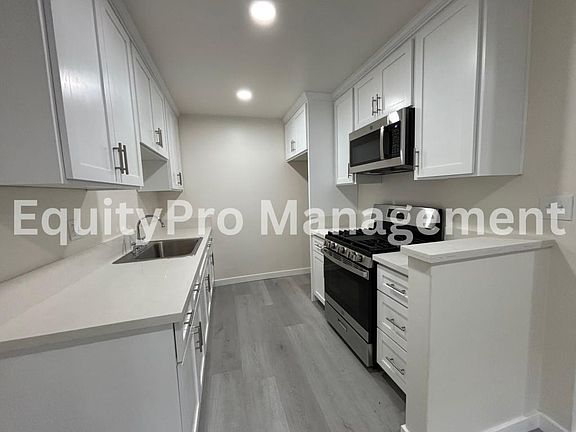 4th image of 10535 S 1st Ave