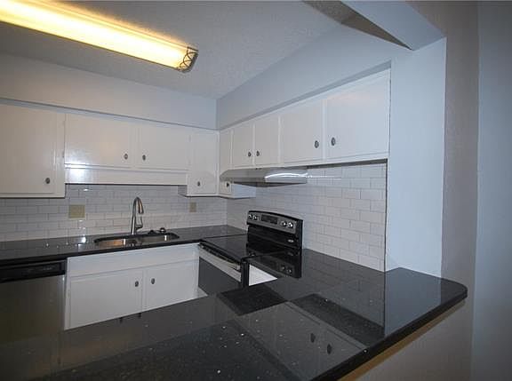 2nd image of 5322 Fleetwood Oaks Ave APT 143
