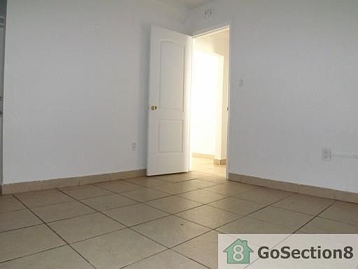 3rd image of 1535 NW 1st Pl APT 4
