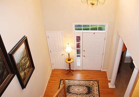 5th image of 8602 Kingsley Dr