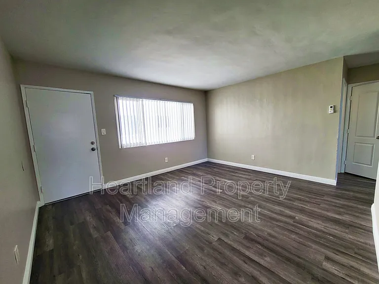 4162 51st St #4 — Photo 3