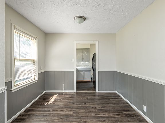 5th image of 4383 N Olney St