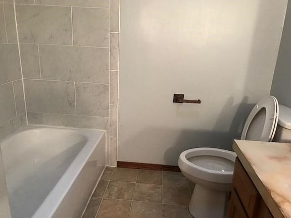5th image of 707 Woodland Dr