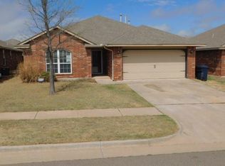 12309 SW 6th St, Yukon, OK 73099