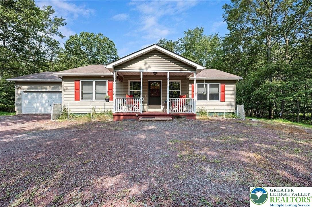 89 Honeysuckle Dr, Jim Thorpe, PA 18229 | Zillow