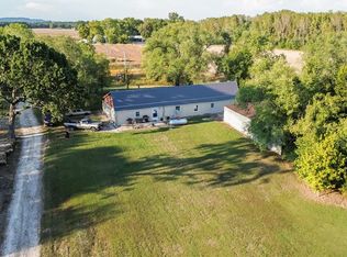 697 E Bims Rd, Brussels, IL 62013