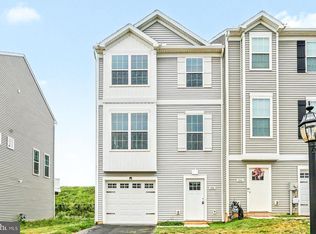 308 Avon Dr, Red Lion, PA 17356