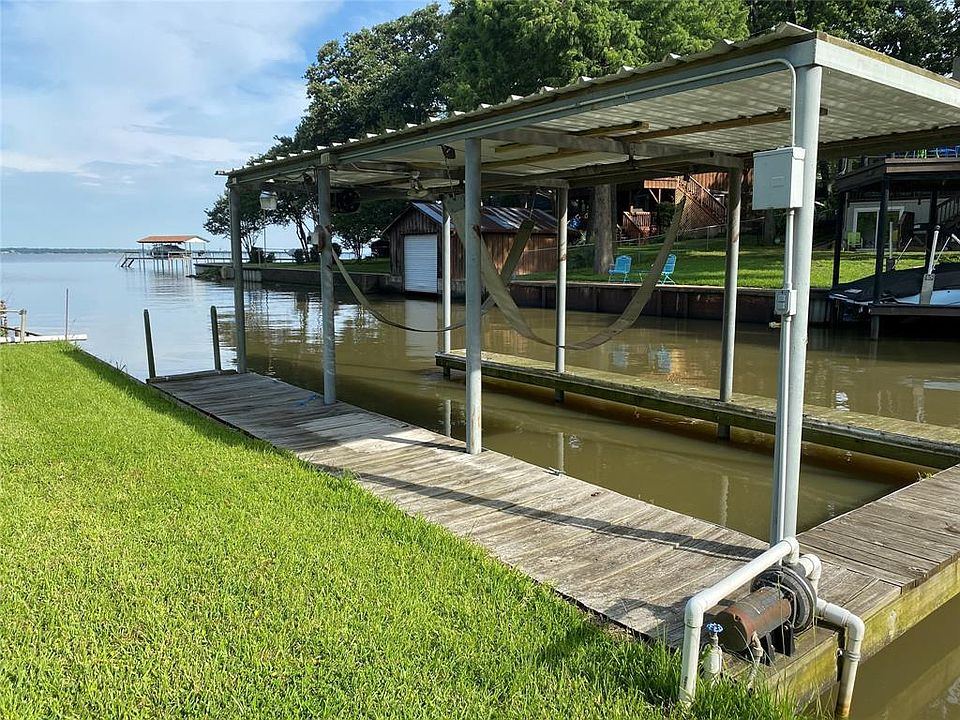 1st image of 218 Harbor Dr