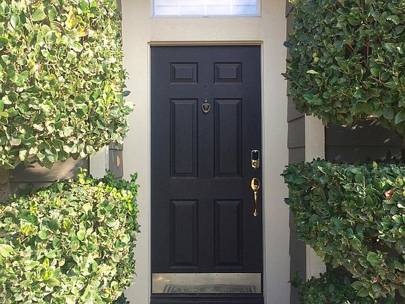 2nd image of 1096 E Monticello Cir