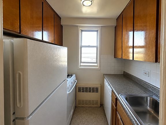 2nd image of 630 Ocean Ave APT 9C