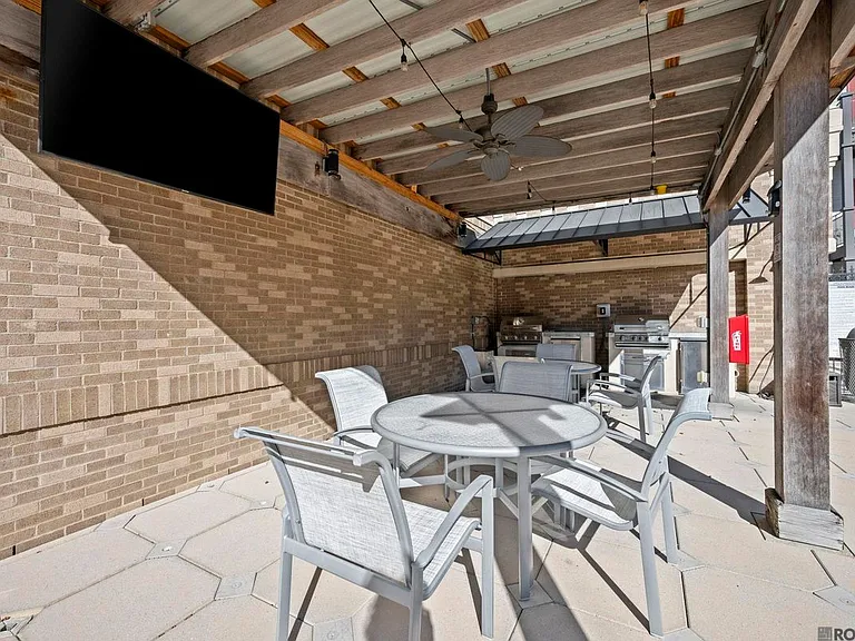 7707 Bluebonnet Blvd #314 — Photo 18