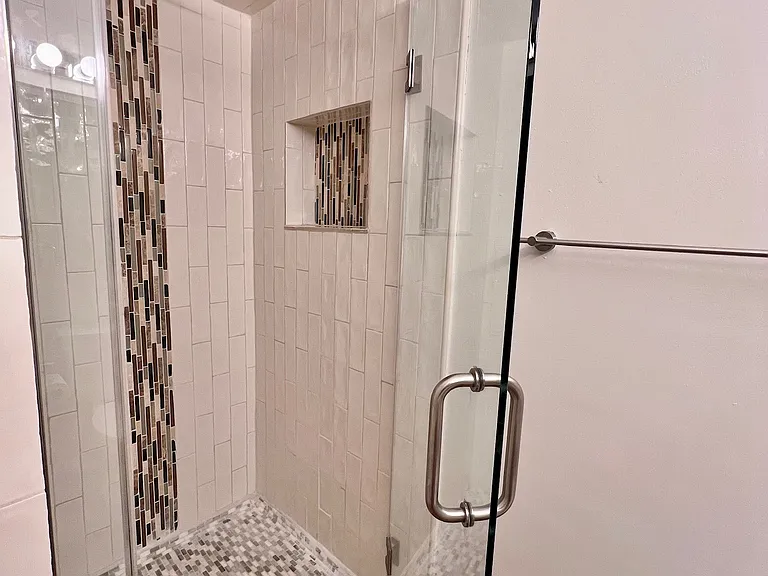 2205 S Holly St #8 — Photo 9