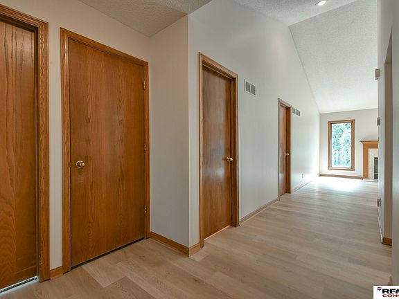 5th image of 5544 Blackpool Rd