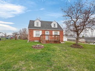 2325 E 41st St, Des Moines, IA 50317