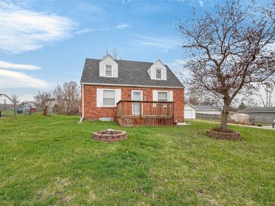 2325 E 41st St, Des Moines, IA, 50317