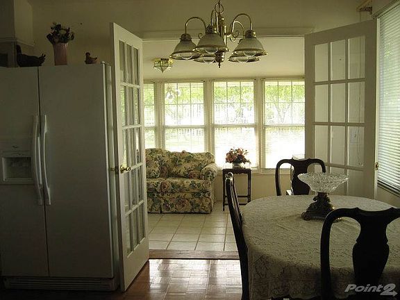 Kitchen into sunroom