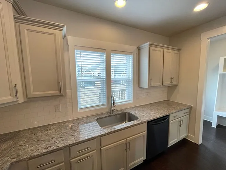 1332 Big Falls Dr — Photo 8