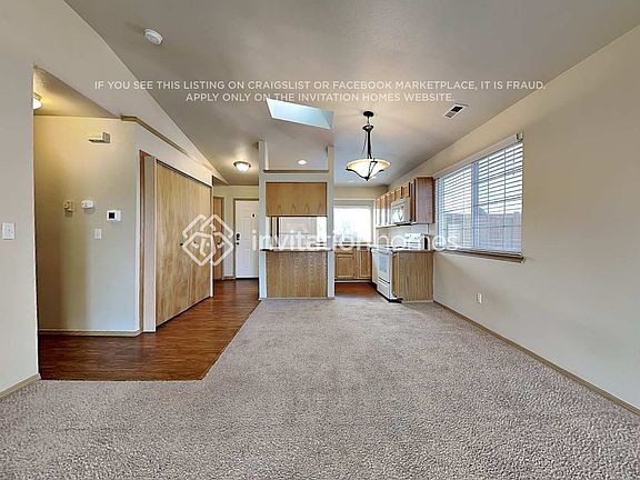 4th image of 3913 48th Ave NE