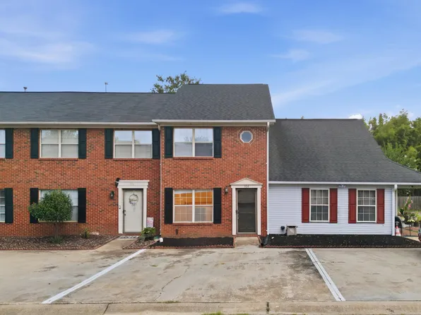 504 S Townes Ct, Spartanburg, SC 29301