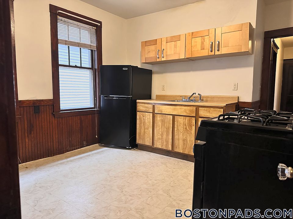 1st image of 336 Faneuil St #208947