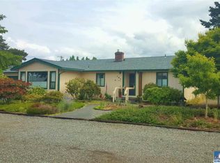 187 W Hammond St, Sequim, WA 98382