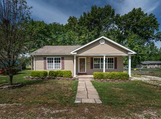 504 S 12th St, Bowling Green, MO 63334