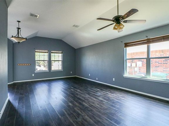 3rd image of 8425 Horse Whisper Ln