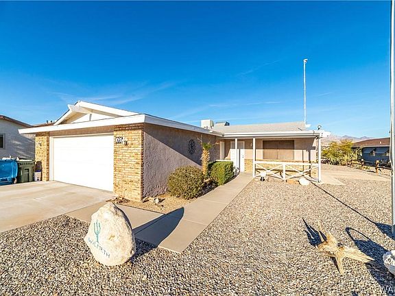 3rd image of 1095 Zircon Ave