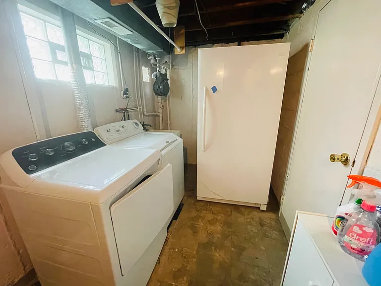 8831 Macon St — Photo 24