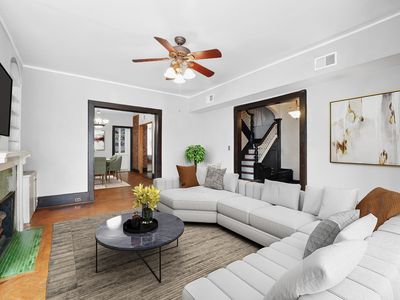 216 Ege Ave, Jersey City, NJ, 07304