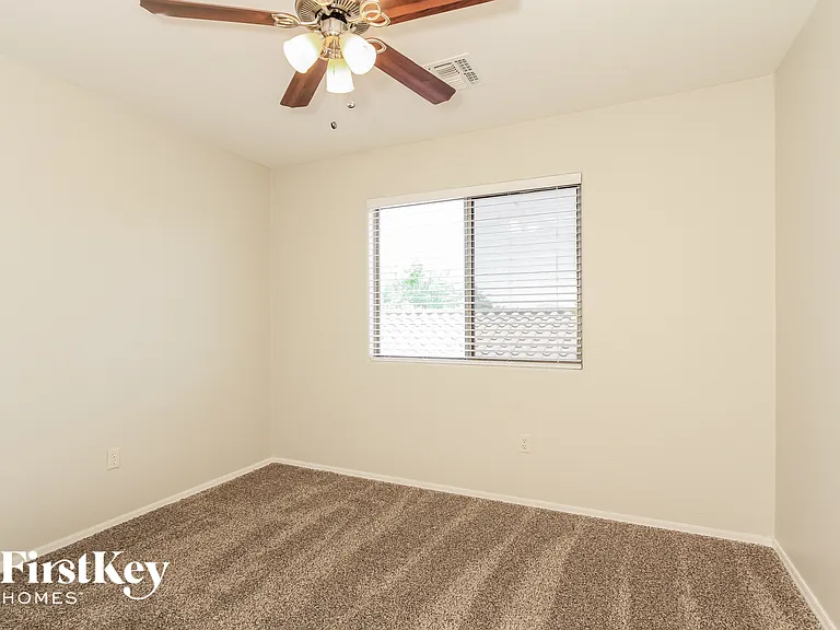 8423 S Egyptian Dr — Photo 10