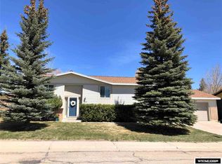 1705 Elk St, Kemmerer, WY 83101